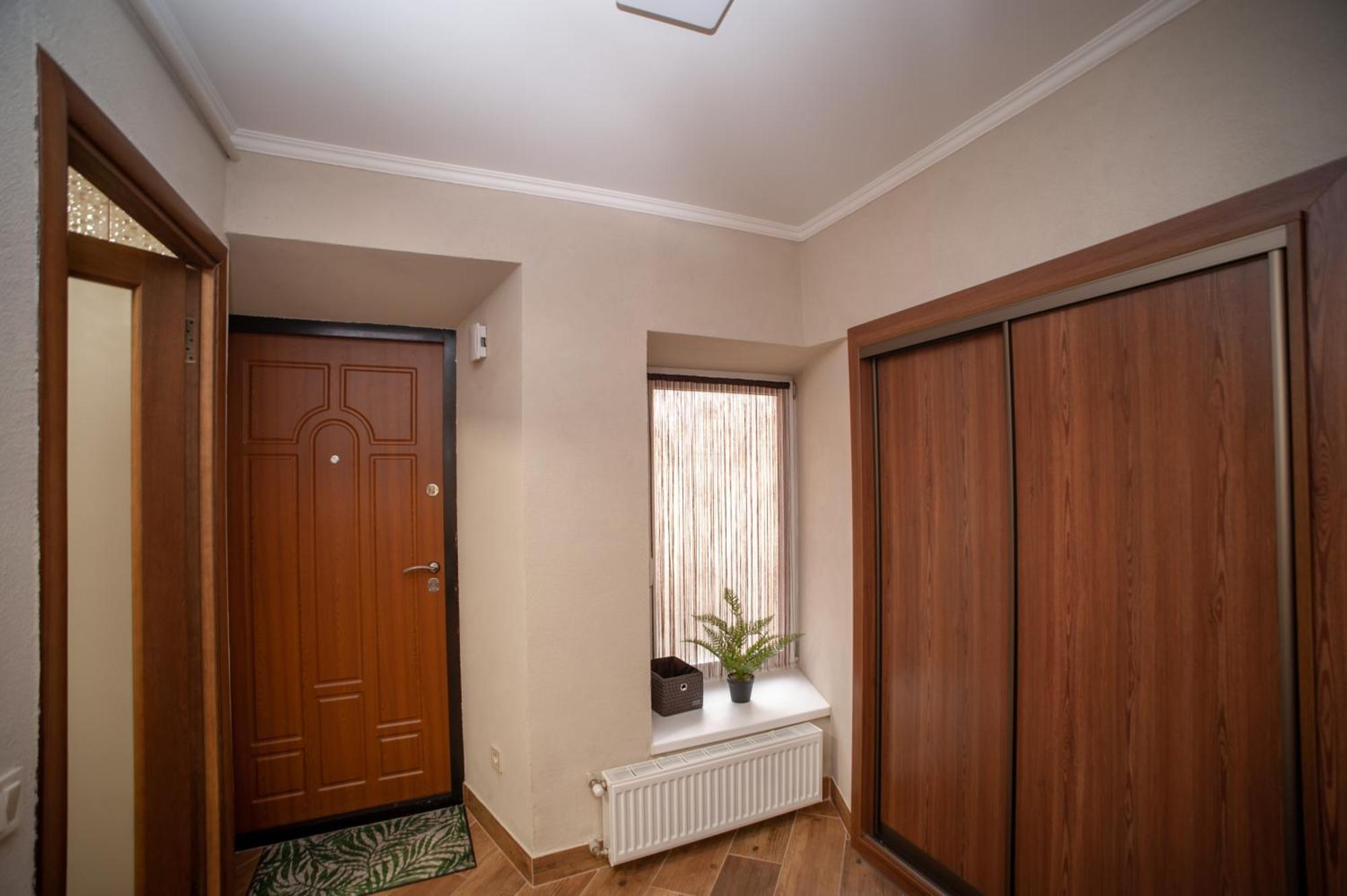 Apartment Romantic Suite, 3mins To Rynok Square Lviv
