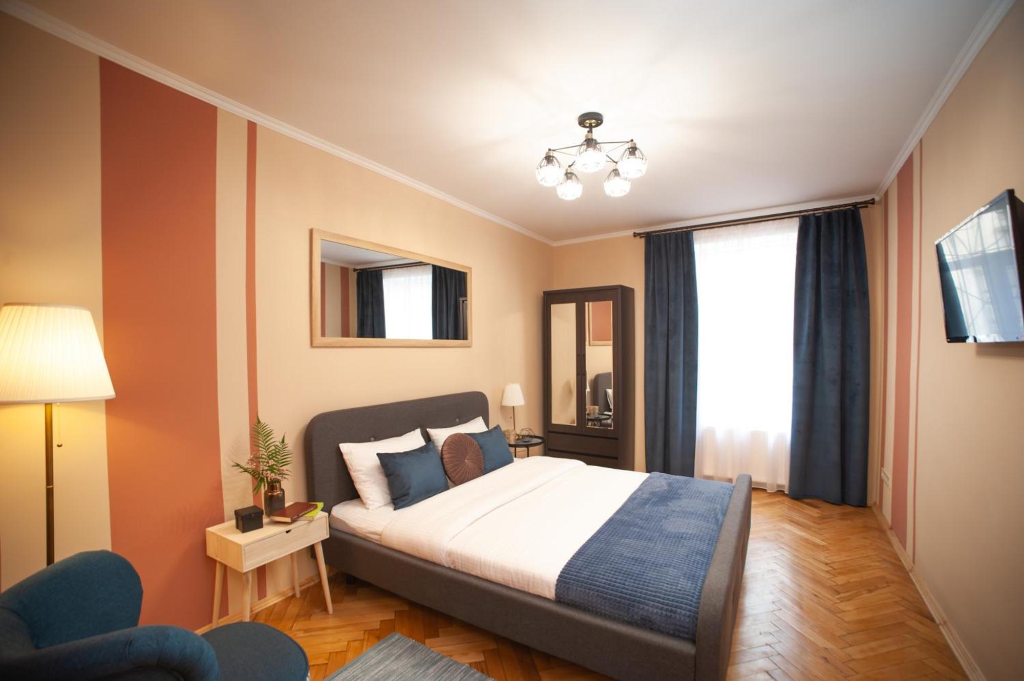 Romantic Suite, 3mins To Rynok Square Апартаменти *