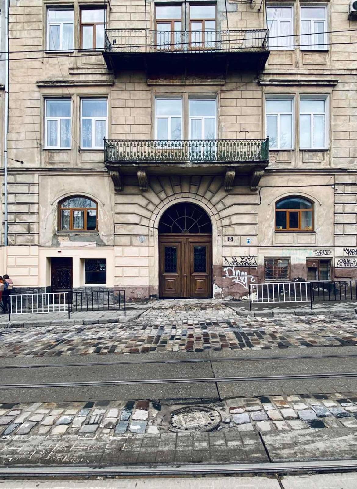 Апартаменти Romantic Suite, 3mins To Rynok Square